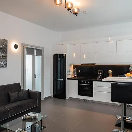 Apartment G & W