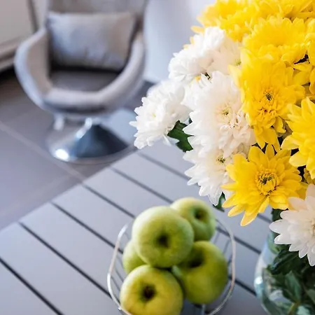 Διαμέρισμα G & W